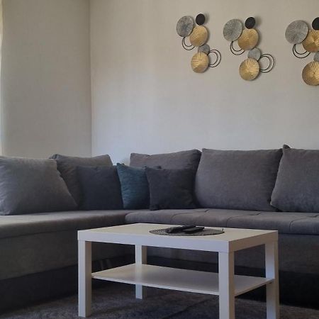 Apartman Bruna Zagabria Esterno foto